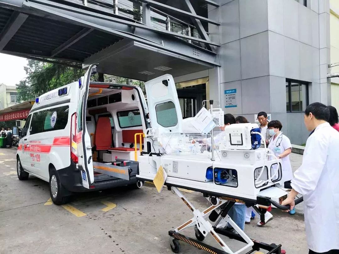 平武县长短途救护车转院